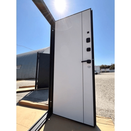 Входная дверь 9 Штамп Нео (Муар черный / Меламин Эмалит белый)