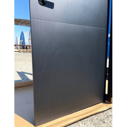 Входная дверь 9 Штамп Нео (Муар черный / Меламин Эмалит белый)